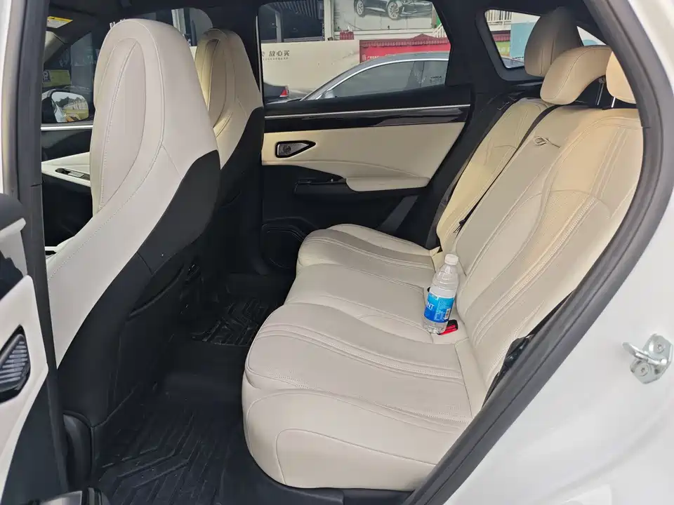 Geely Galaxy Galaxy L7