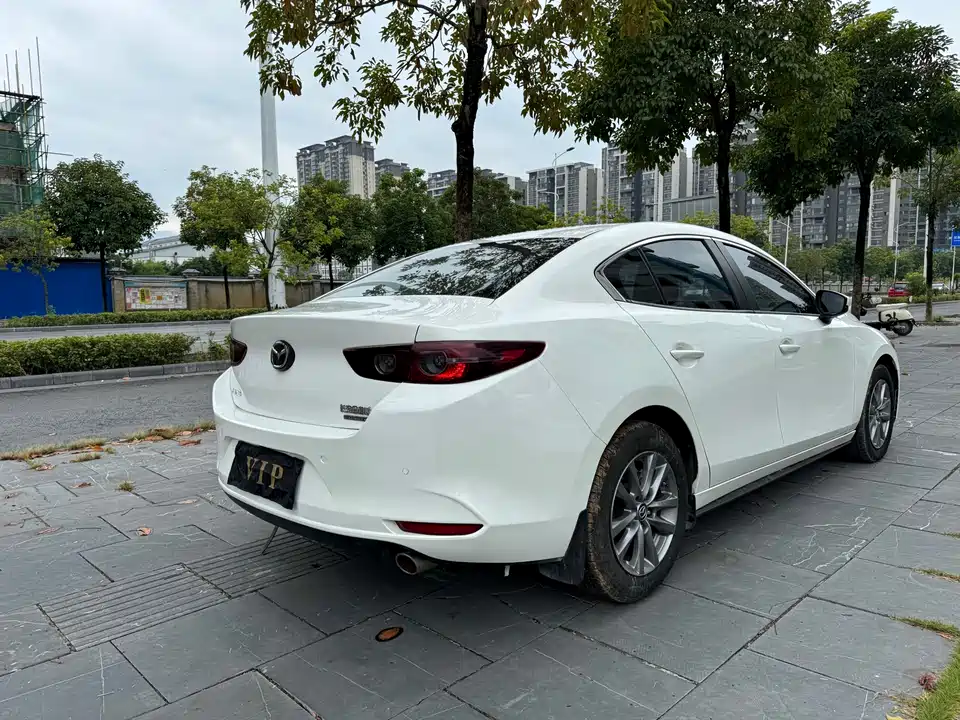 Mazda 3 Angkesaila