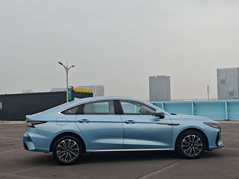 Chery Fulwin Fengyun A8