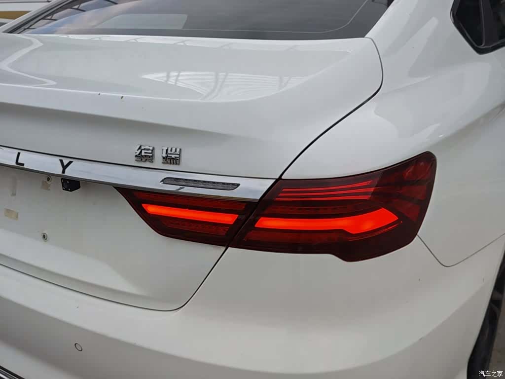Geely Binray, 2019 8