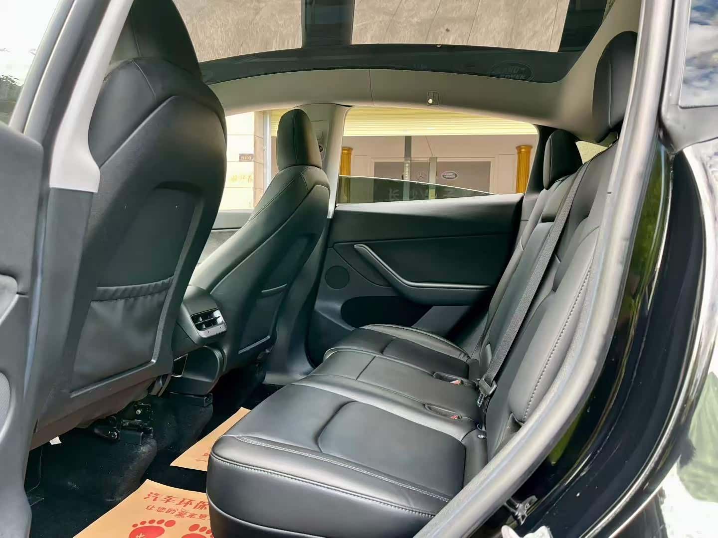 Tesla Model Y, 2023 6