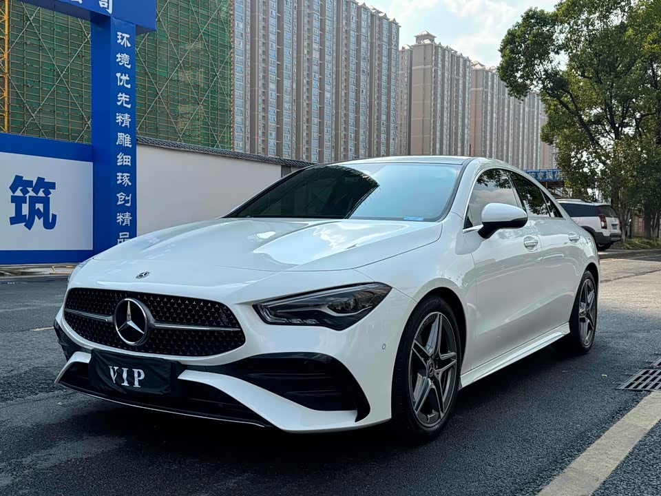Mercedes-Benz CLA