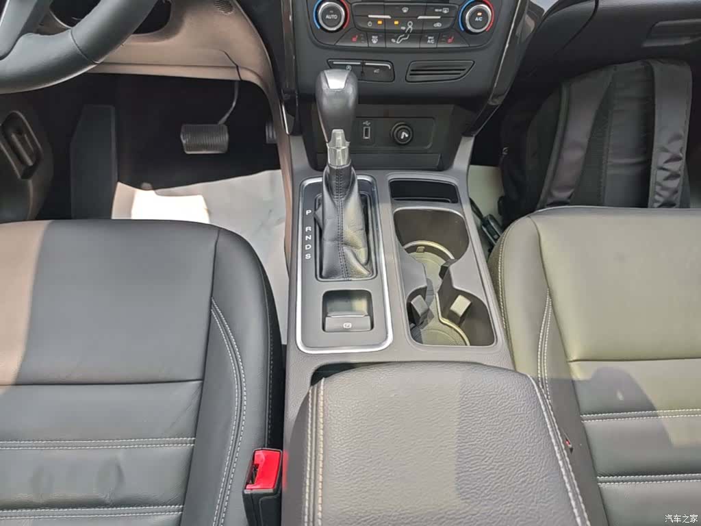 Ford Kuga, 2017 14