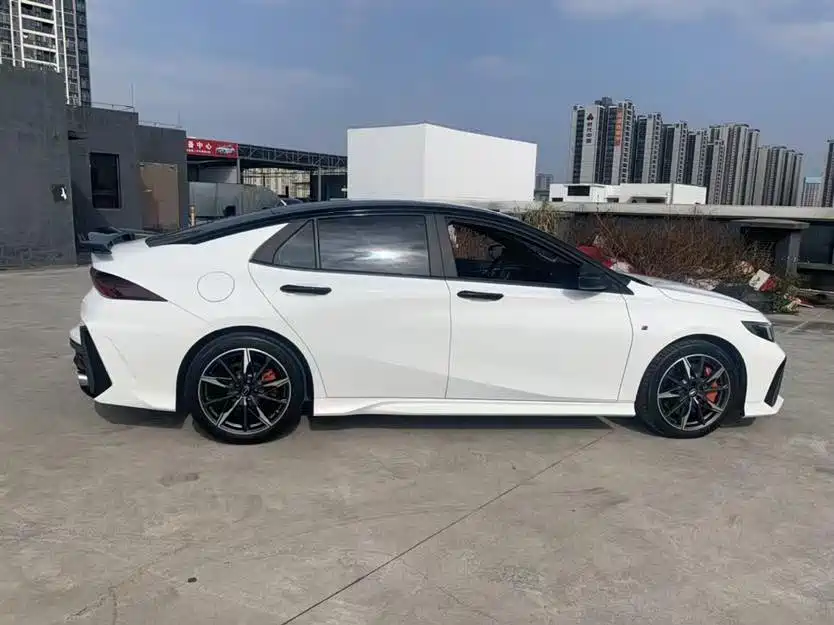 Trumpchi Shadow Leopard