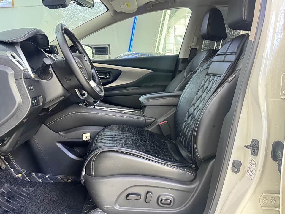 Nissan Loulan Nissan Loulan
