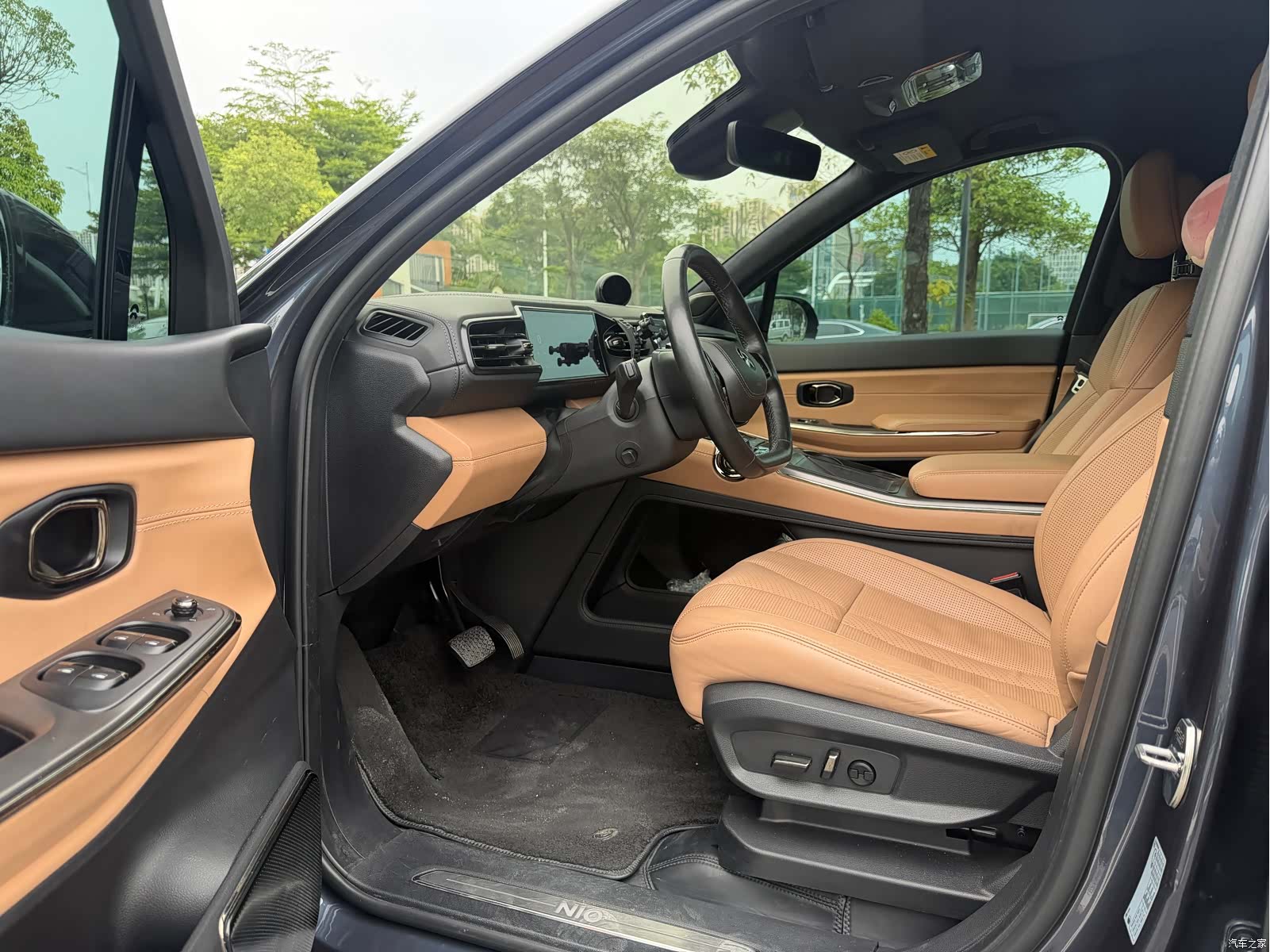 NIO ES8, 2020 7