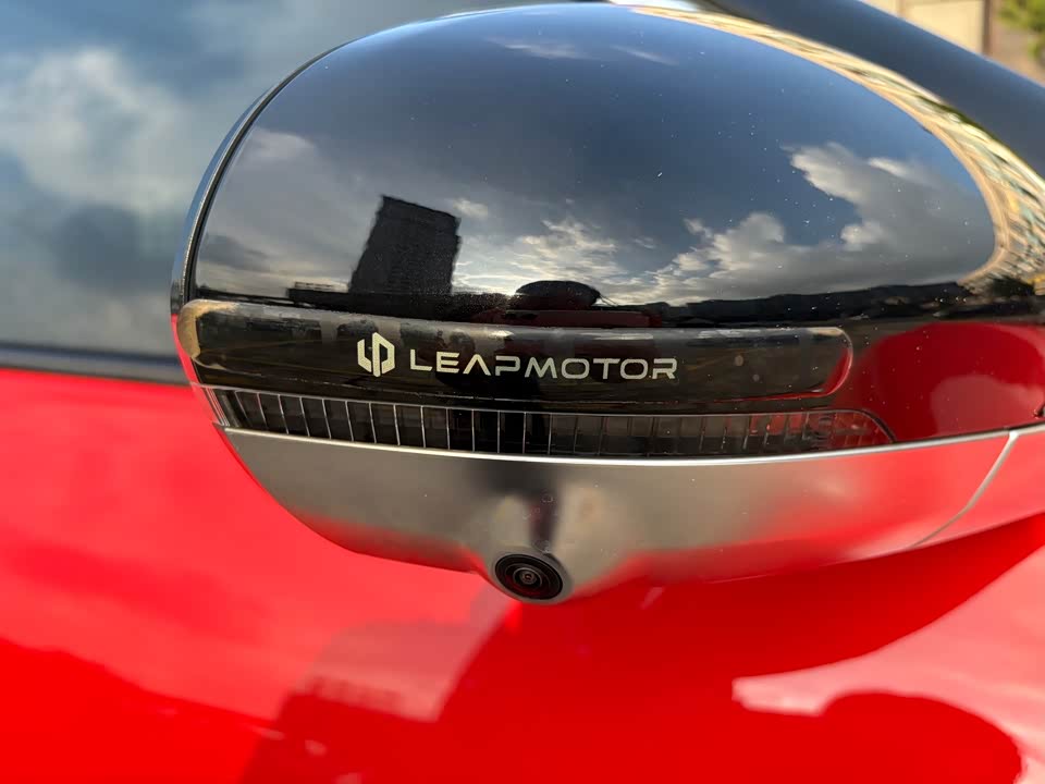 Leapmotor C11