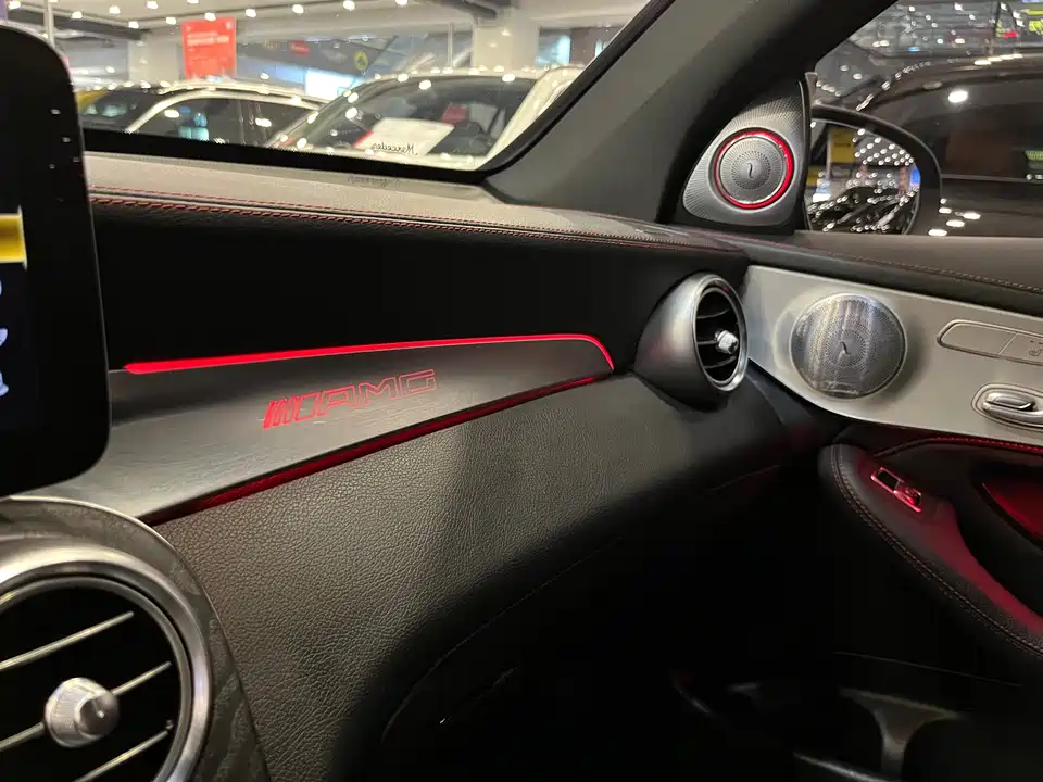 Mercedes-Benz GLC AMG