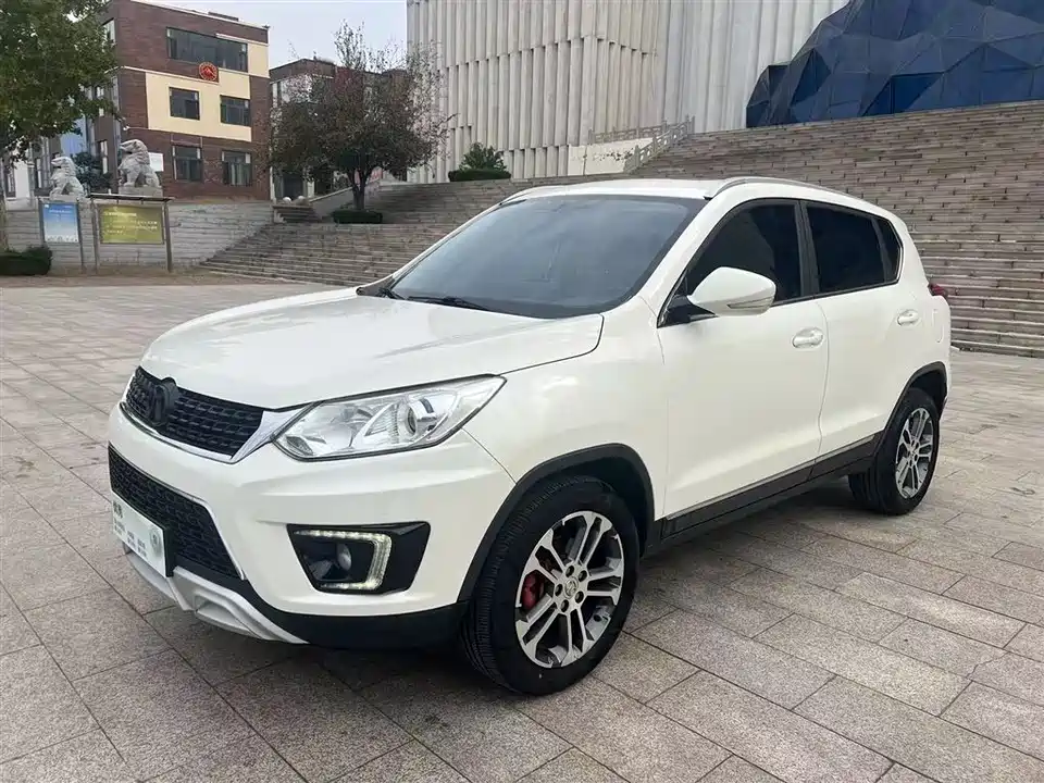 BAIC Shenbao X35