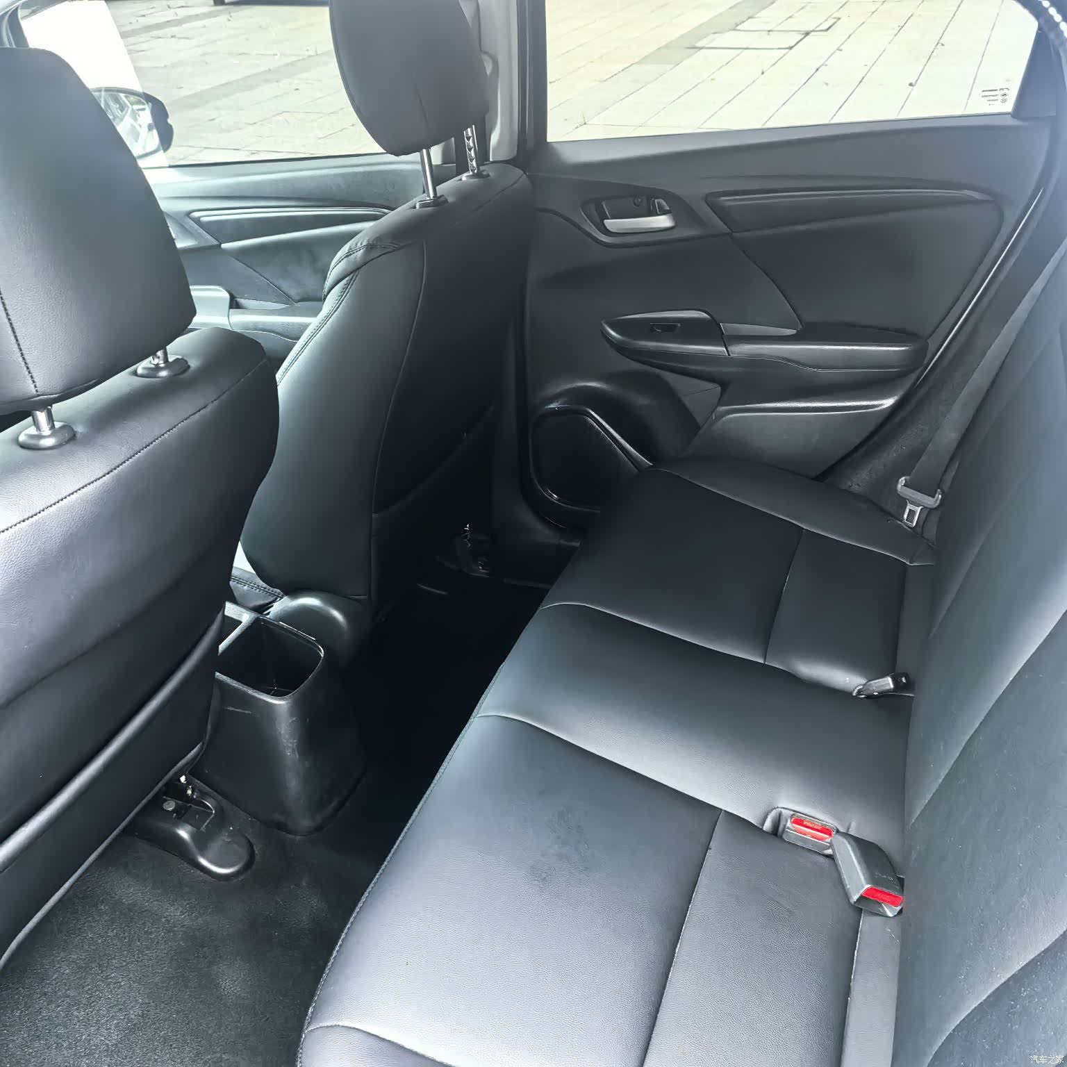 Honda Fit, 2015 9