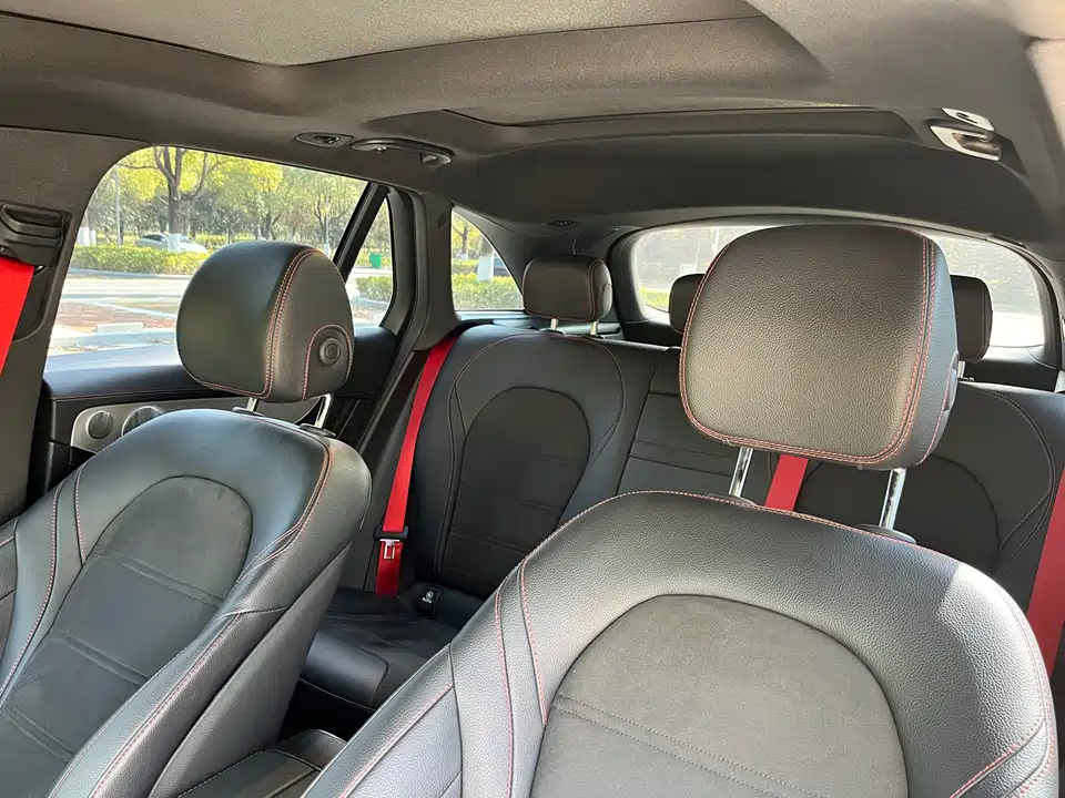 Mercedes-Benz GLC AMG