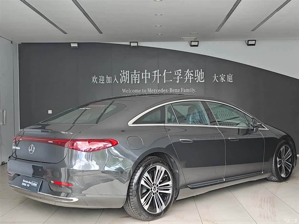 Mercedes-Benz EQS, 2025 19