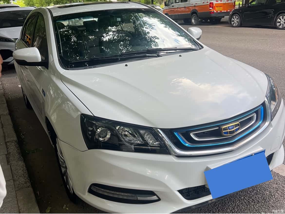 Geely Emgrand, 2017 3