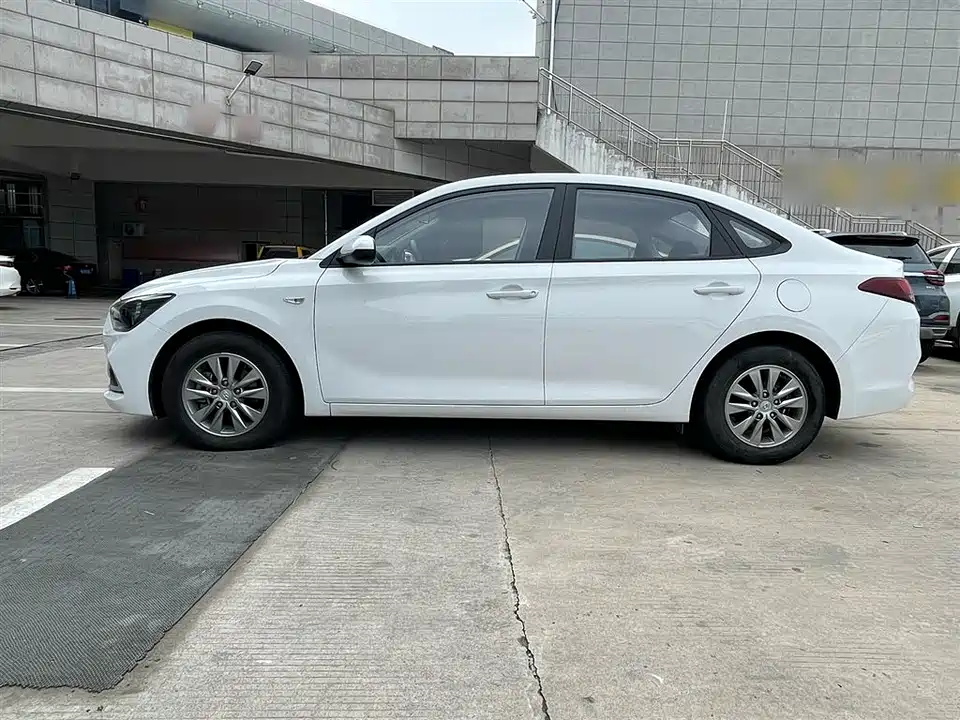 Hyundai Yuedong