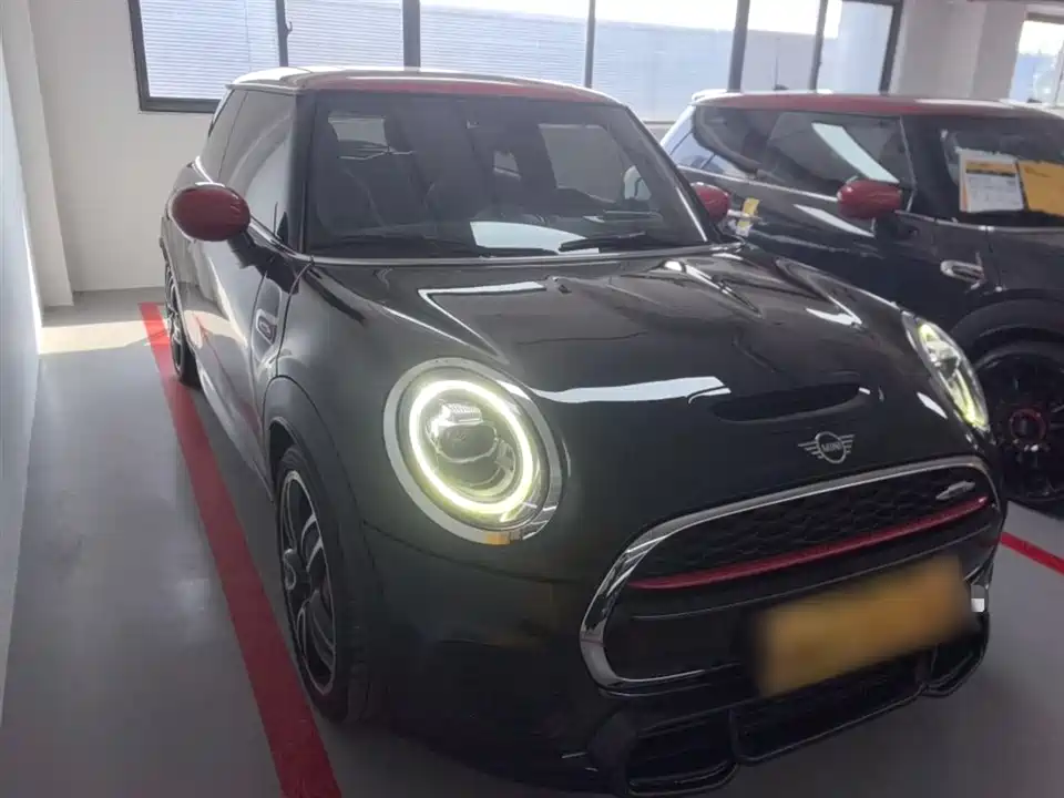 MINI JCW