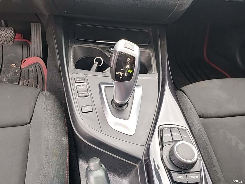 BMW 1 Series, 2015 10