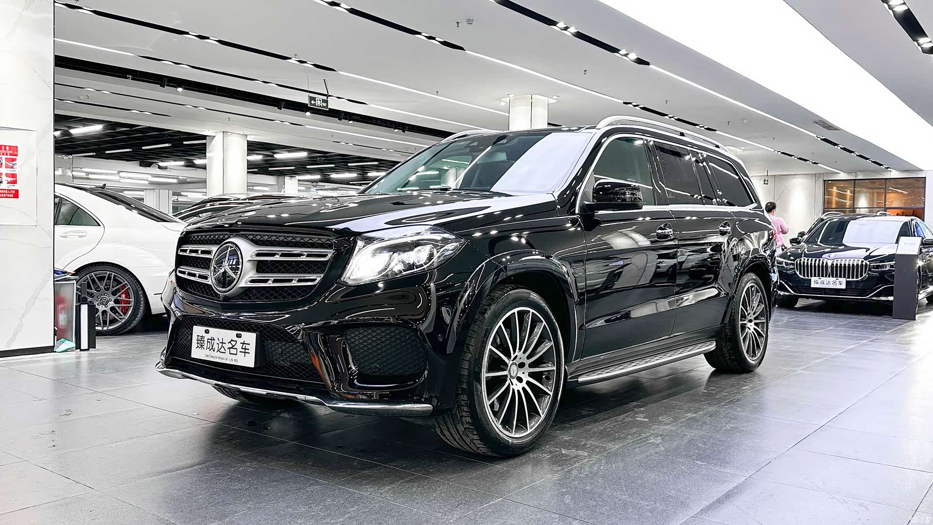 Mercedes-Benz GLS, 2016 1