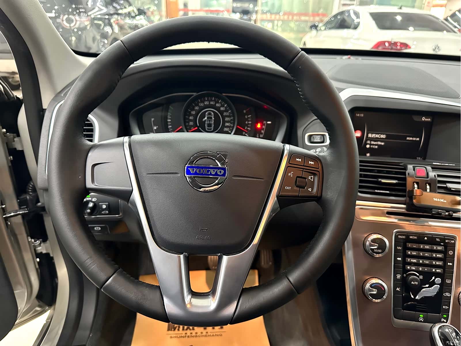 Volvo XC60, 2017 8