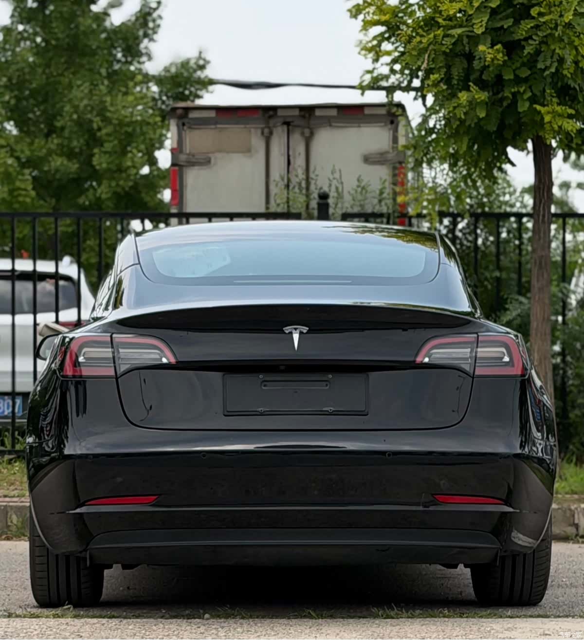 Tesla Model 3, 2021 все фото