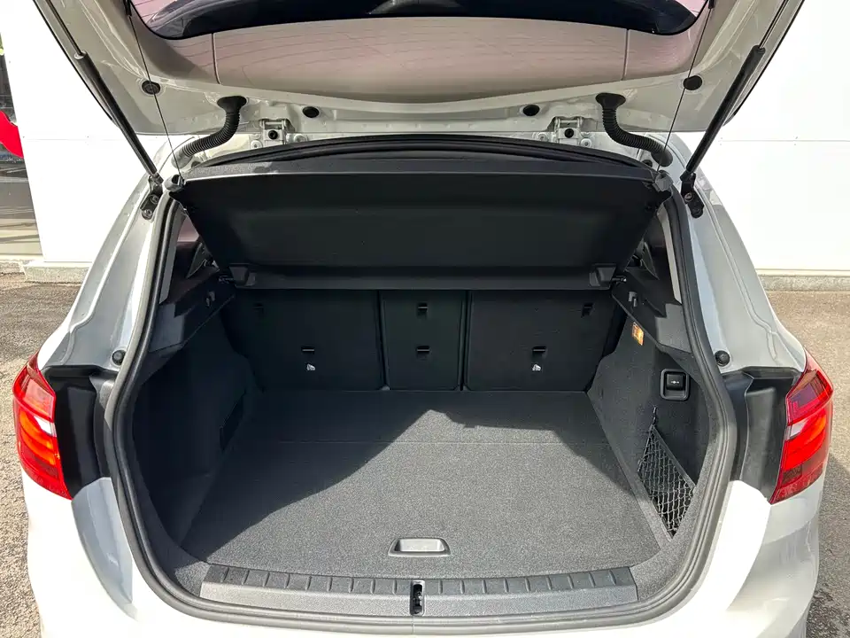 BMW 2 series station wagon