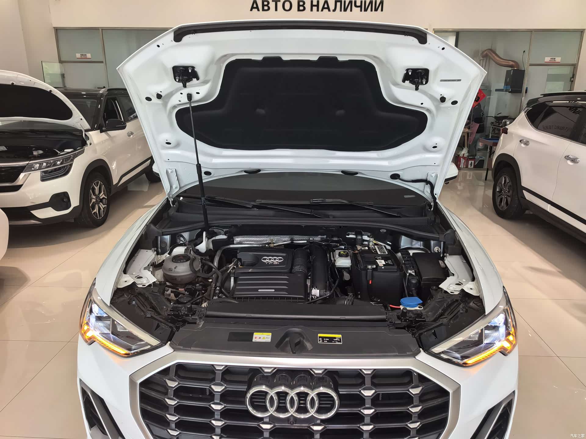 Audi Q3, 2022 18