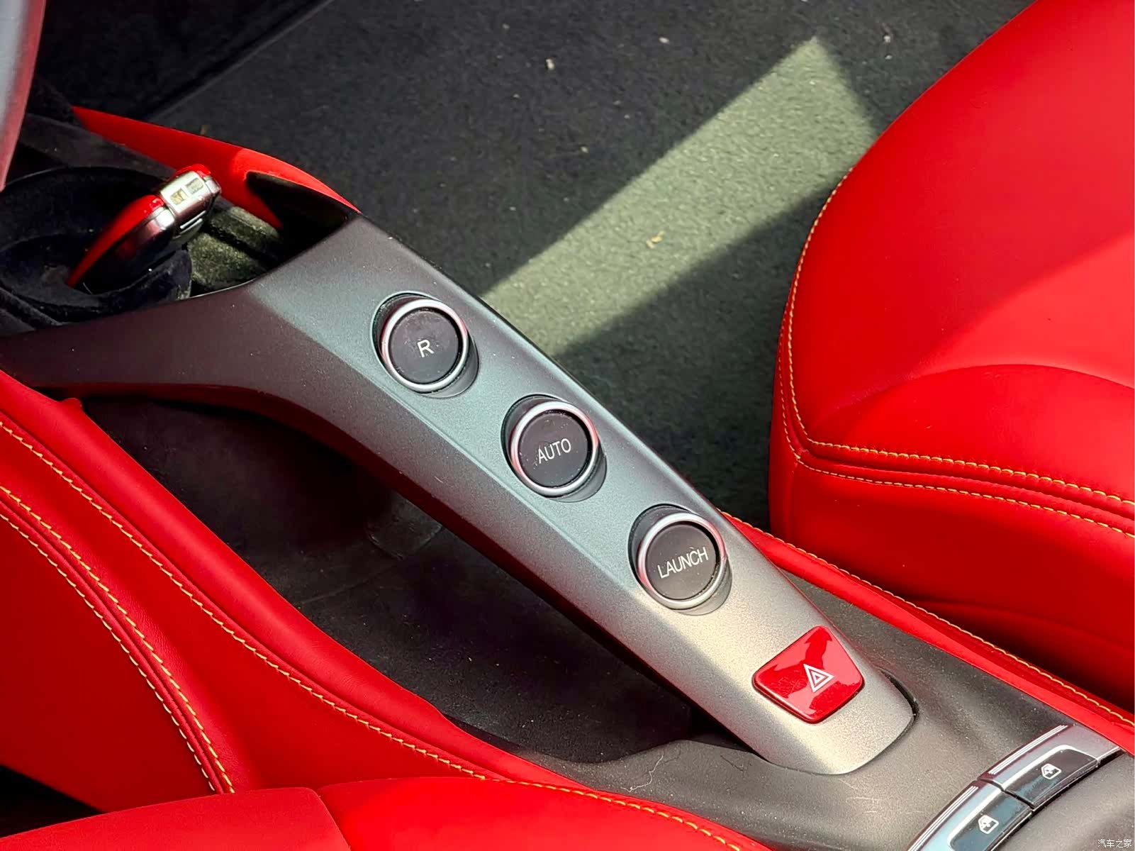 Ferrari 488, 2019 18
