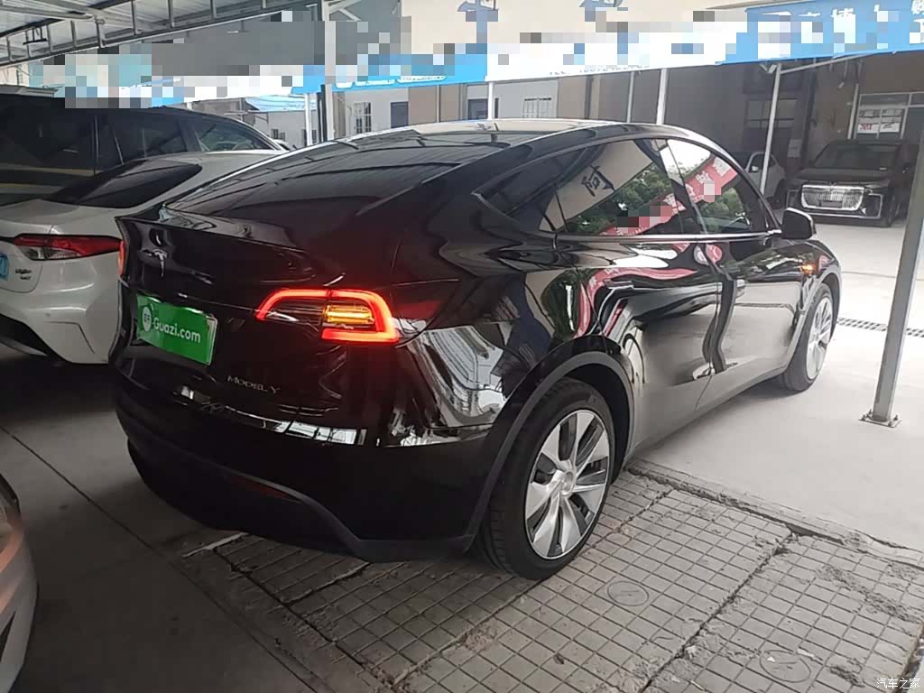 Tesla Model Y, 2022 7