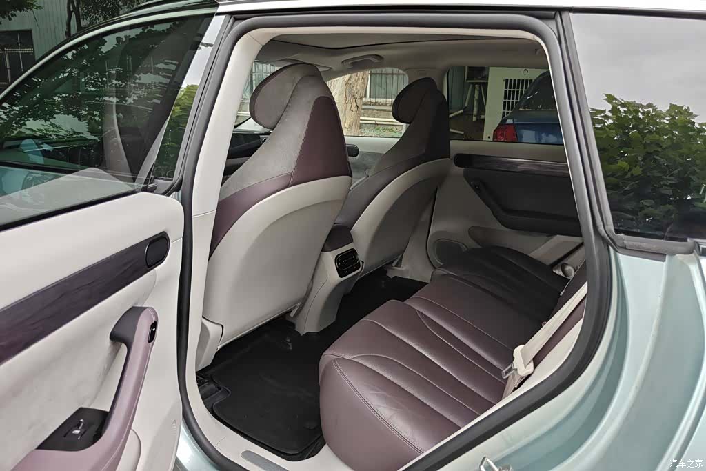 Leapmotor C11, 2022 11