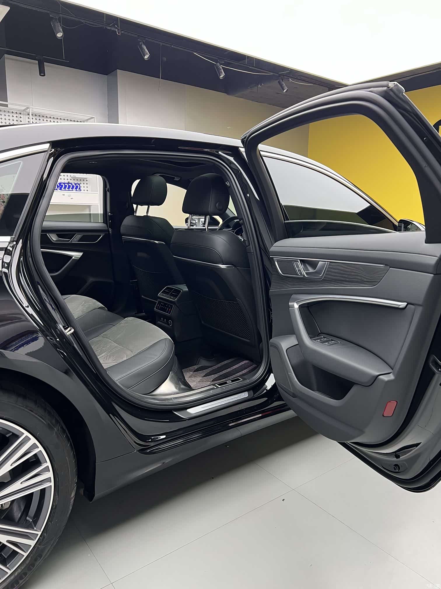 Audi A6L, 2024 6
