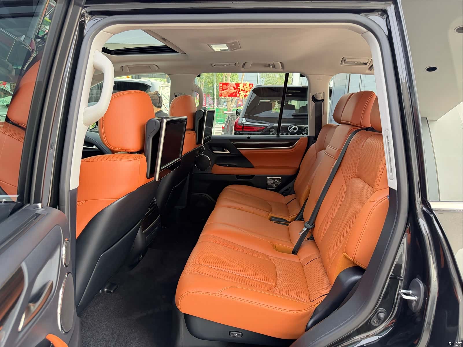 Lexus LX, 2019 все фото