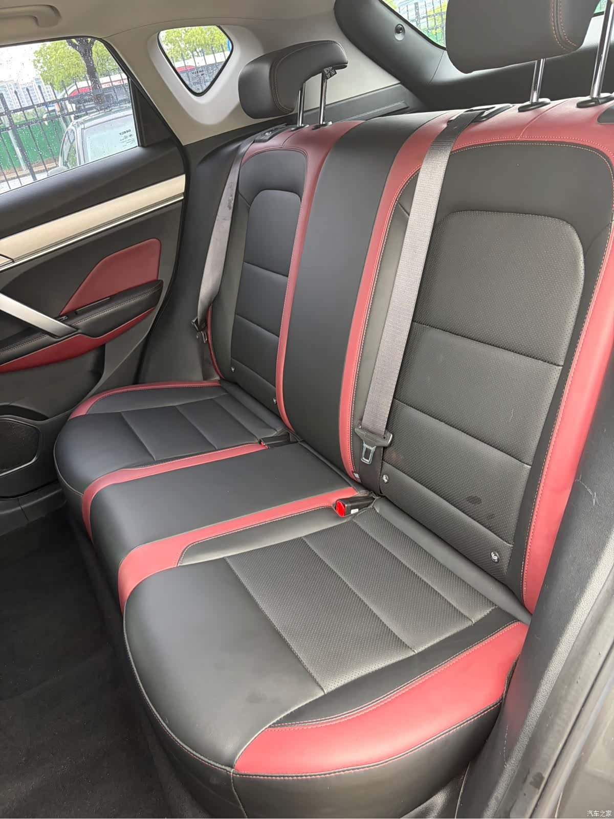 Geely Coolray, 2022 12