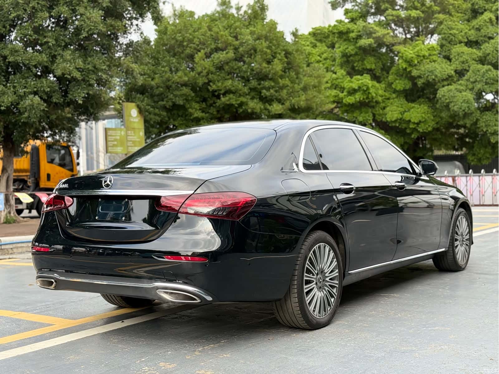 Mercedes-Benz E-Class, 2023 все фото