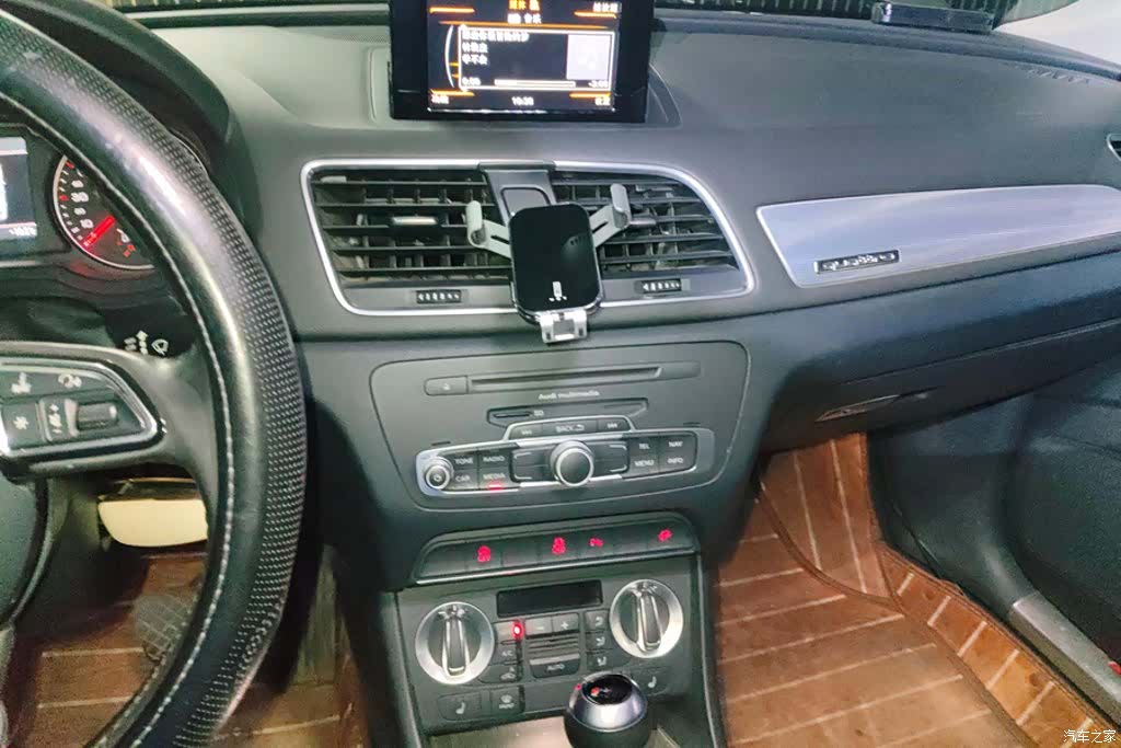 Audi Q3, 2016 13
