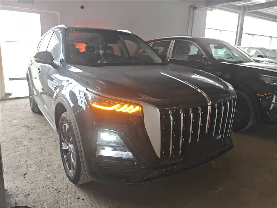 Hongqi HS5