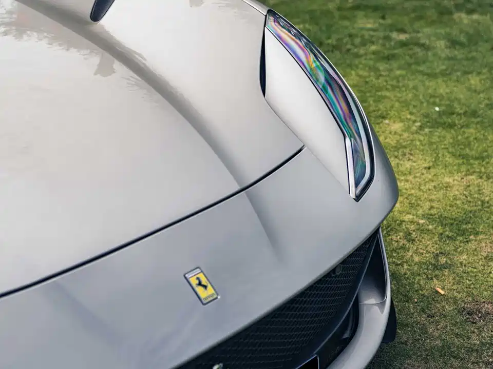 Ferrari 812