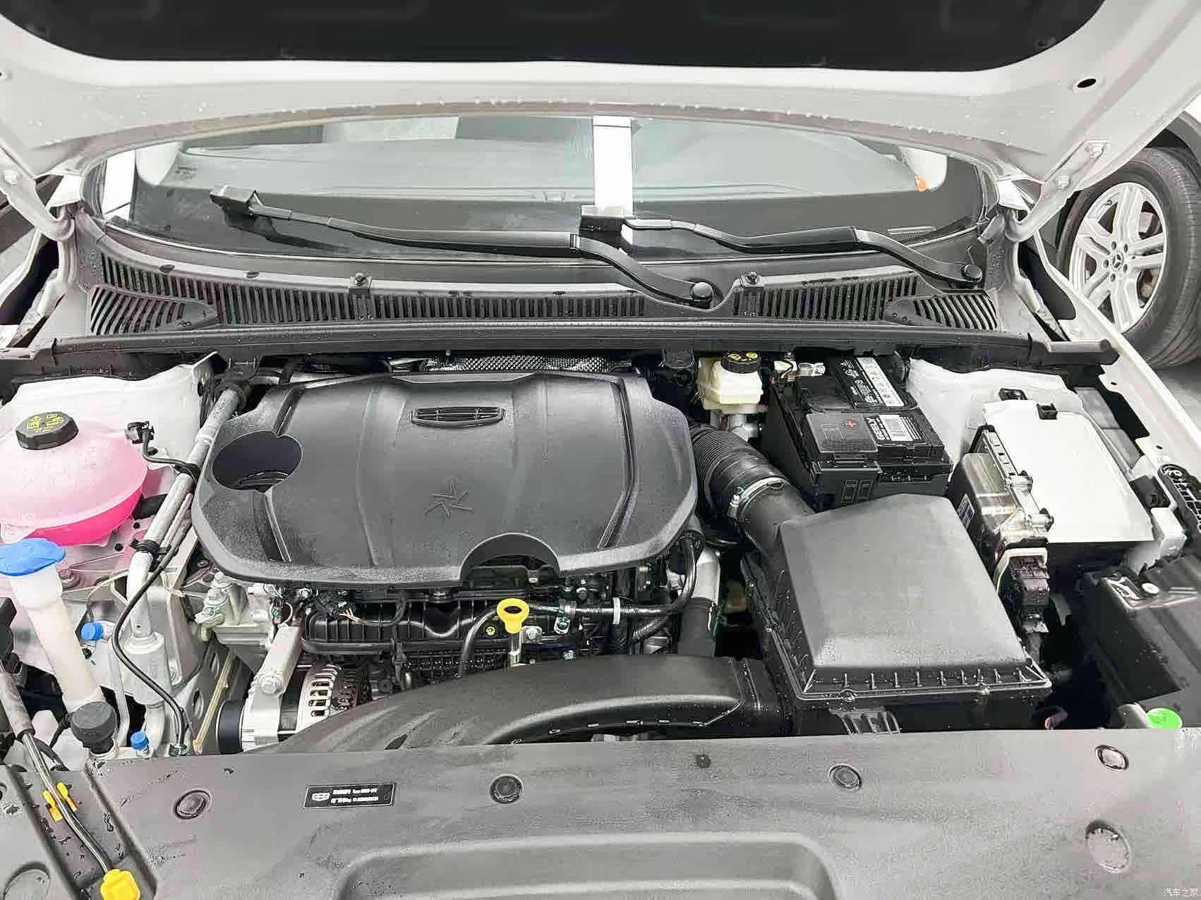 Geely Binray, 2025 23