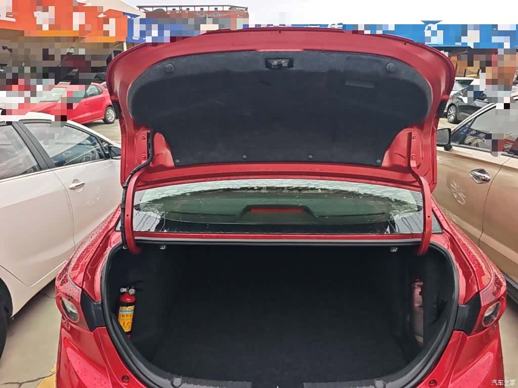 Mazda Mazda3, 2015 19