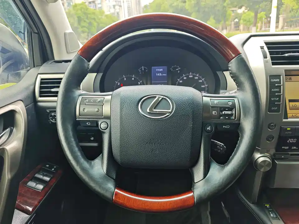 Lexus GX
