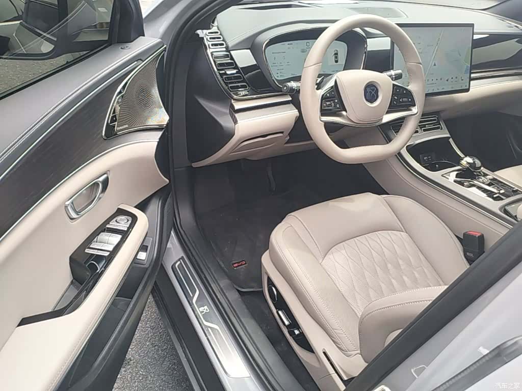 BYD Han, 2025 16