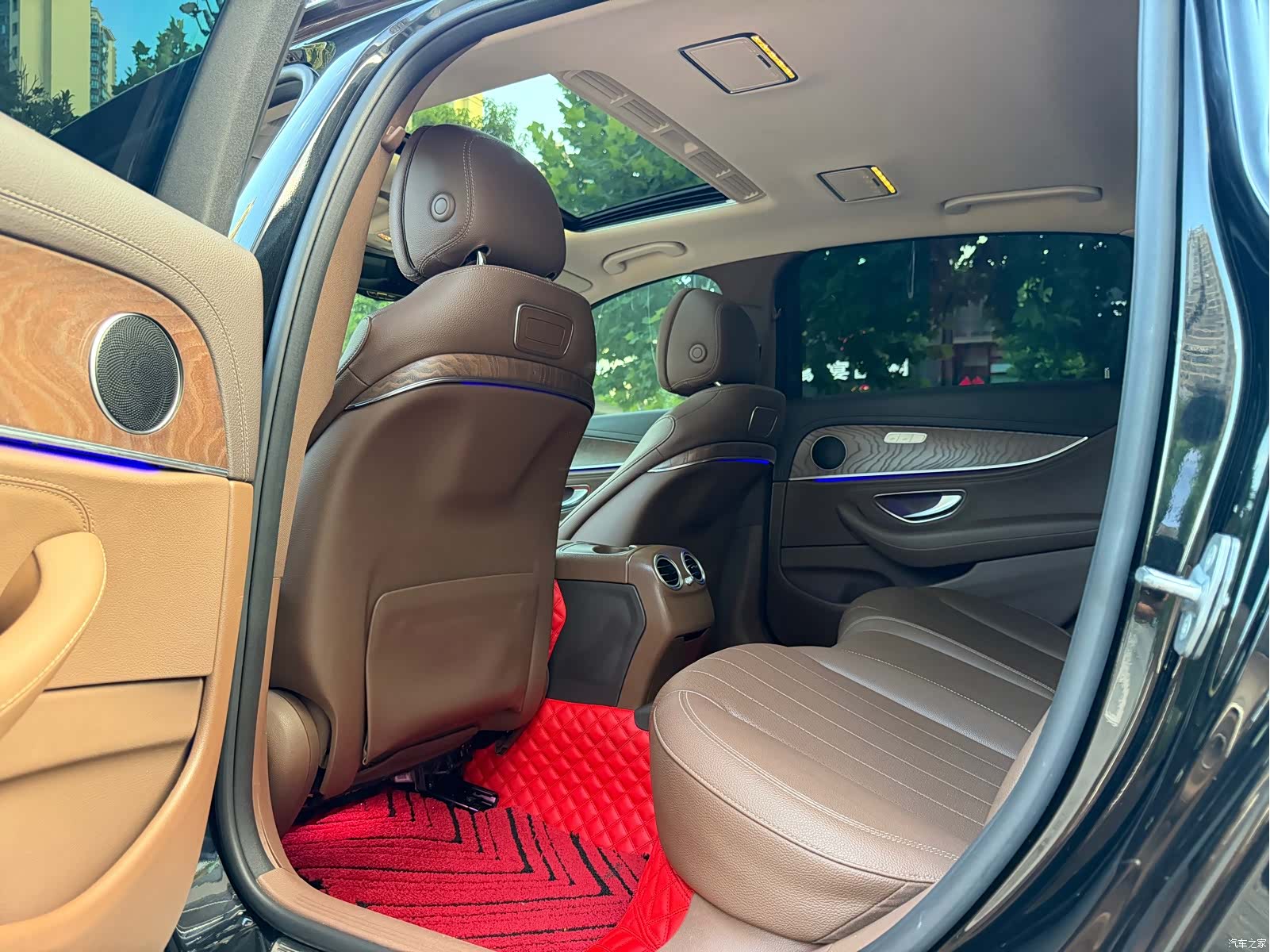 Mercedes-Benz E-Class, 2017 10