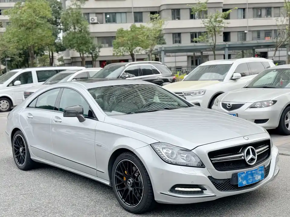 Mercedes-Benz CLS