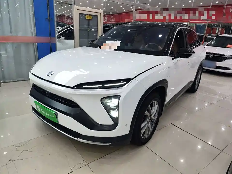 NIO ES6