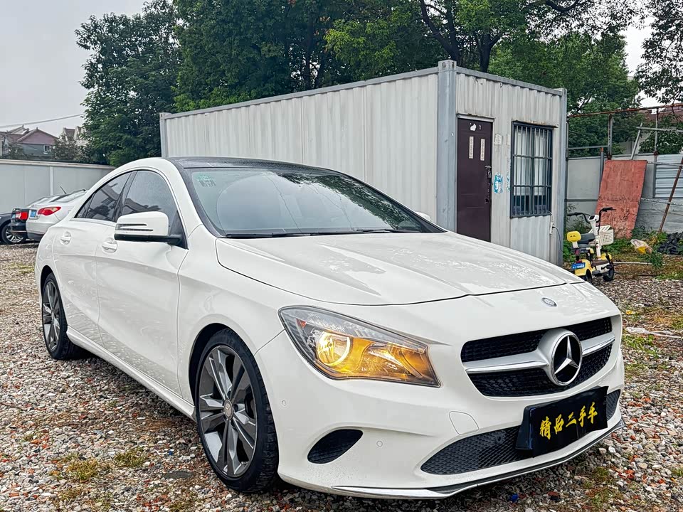 Mercedes-Benz CLA