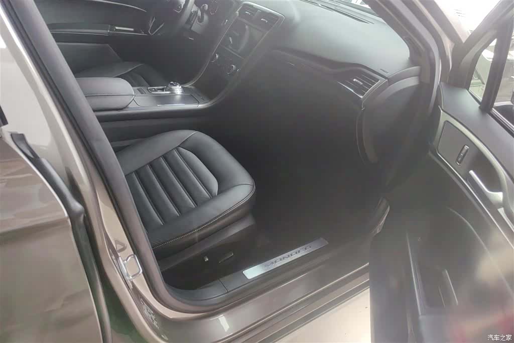 Ford Mondeo, 2017 8