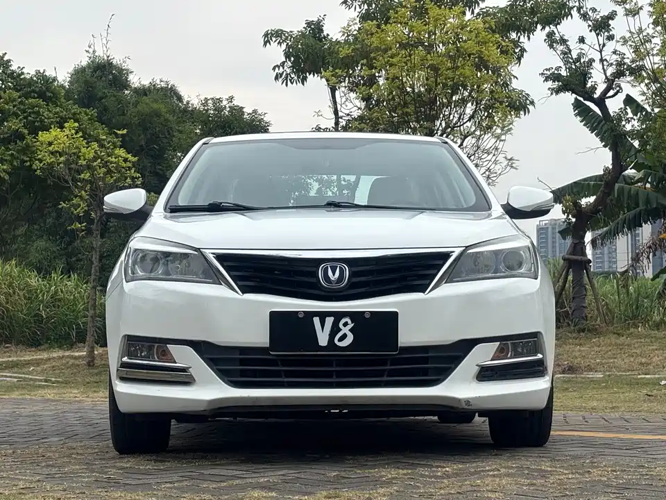 Changan Yuexiang V7