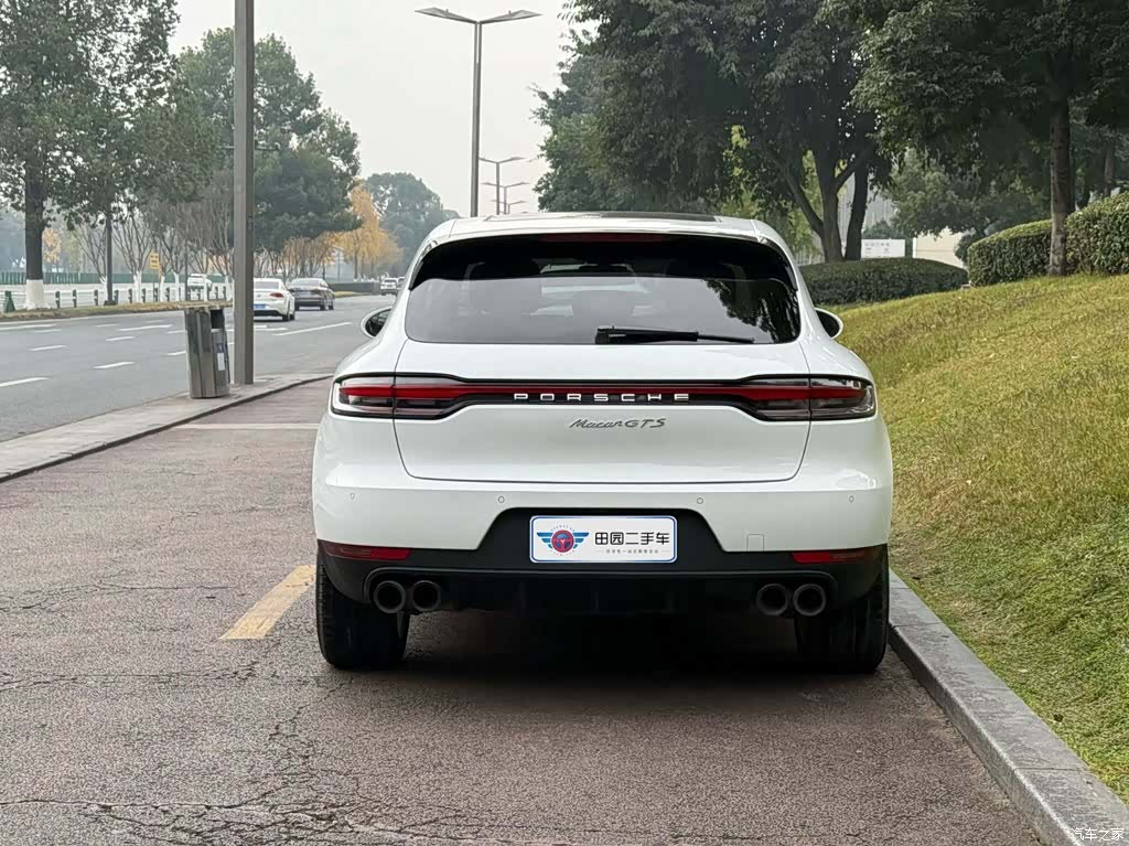Porsche Macan, 2021 все фото