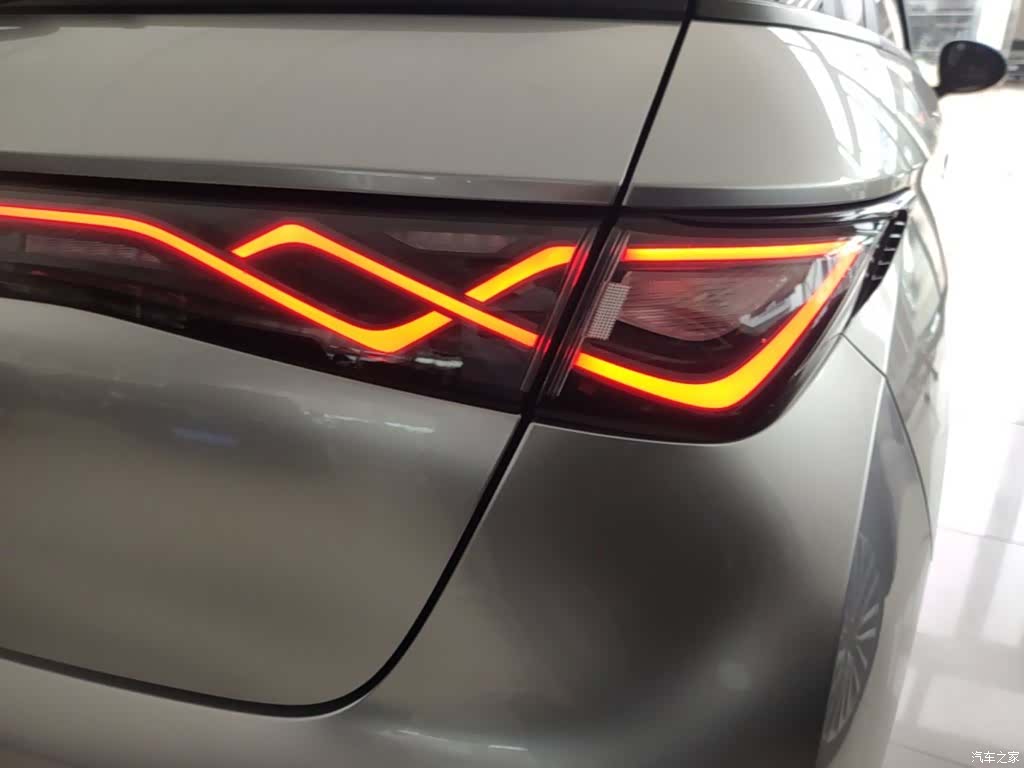 BYD Dolphin, 2024 8