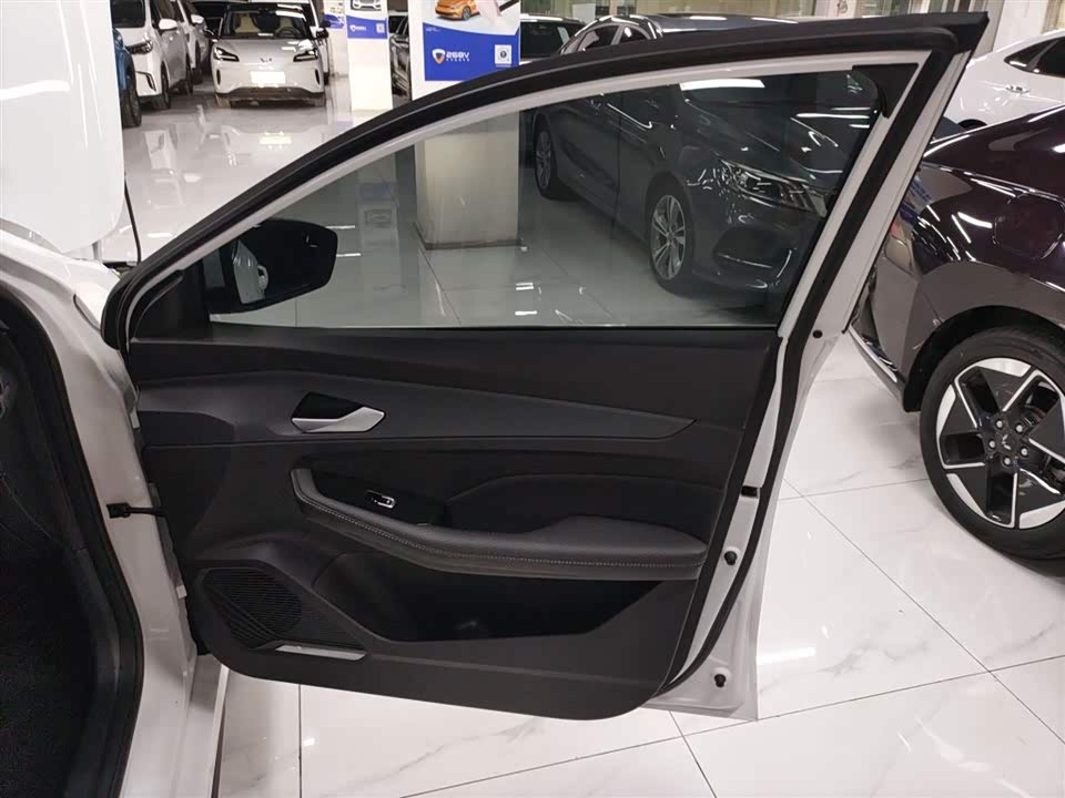 Geely Binrui Geely Binrui