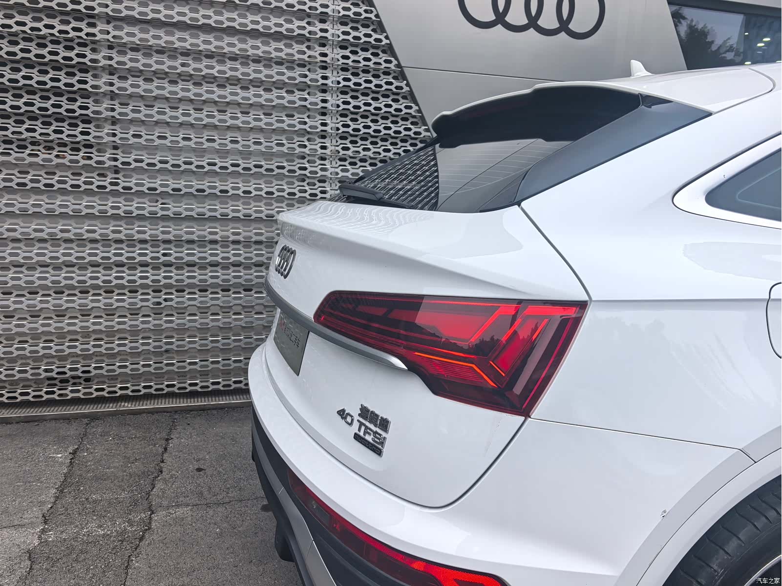 Audi Q5L, 2021 все фото