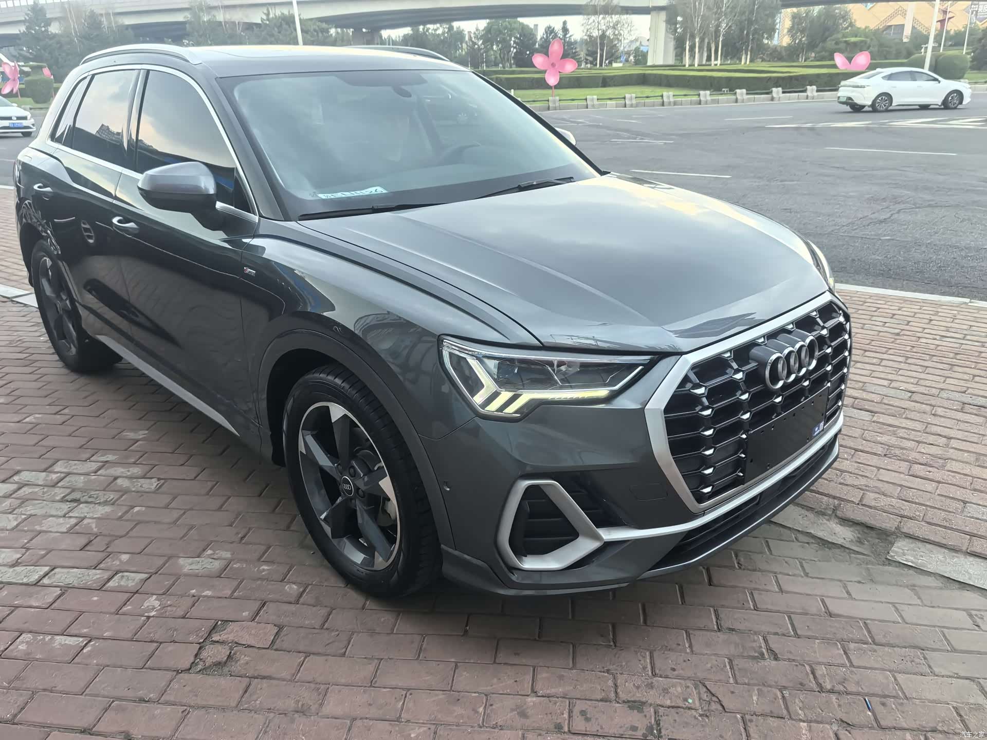 Audi Q3, 2022 3